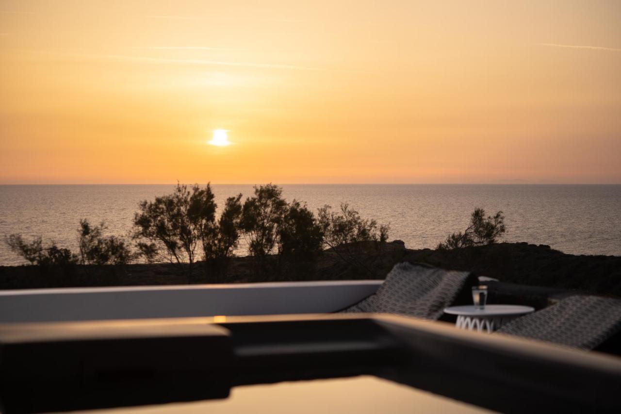 Akri Suites Vourvoúlos Exterior photo