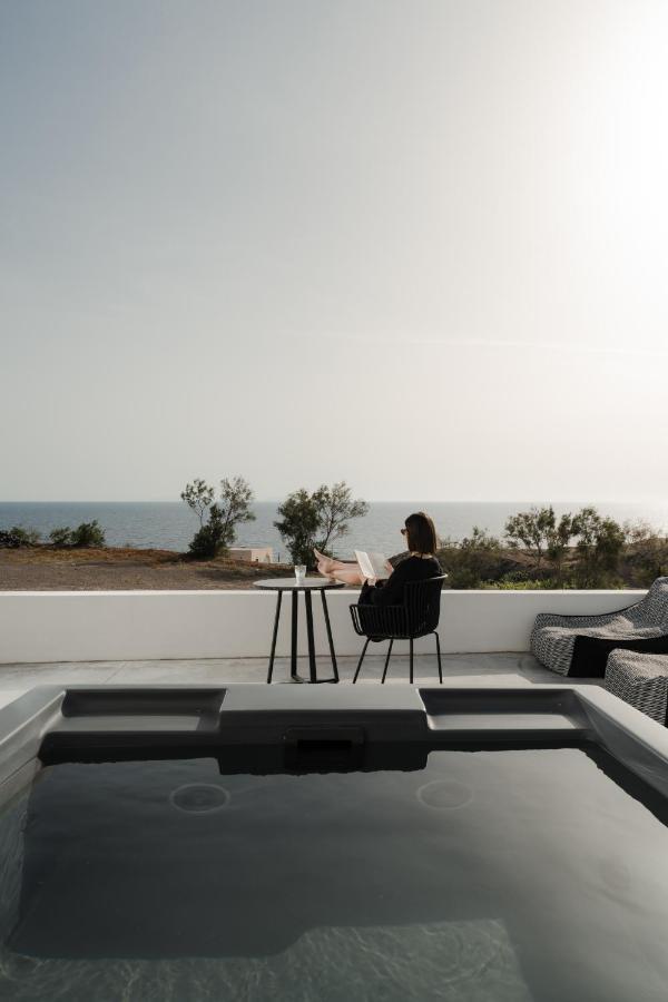 Akri Suites Vourvoúlos Exterior photo