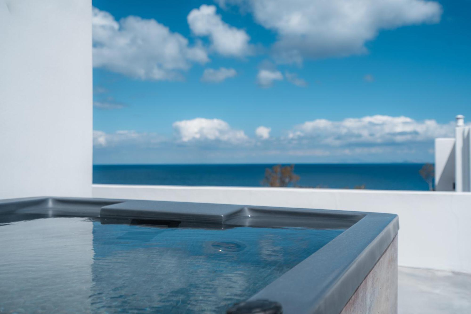 Akri Suites Vourvoúlos Exterior photo